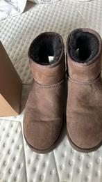 UGG origineel kleur chocola maat 8 eu 39, Kleding | Dames, Schoenen, UGG, Bruin, Nieuw, Wandelschoenen