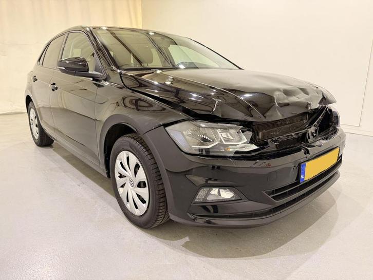 Volkswagen Polo HB VI 1.0 TSI Comf. Bus. Navi/Pano, Auto diversen, Schadeauto's, Volkswagen, Handgeschakeld, Benzine, Hatchback