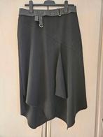 Mooie zwarte rok van Alma Mater met ceintuur maat 40, Kleding | Dames, Rokken, Ophalen of Verzenden, Zo goed als nieuw, Maat 38/40 (M)
