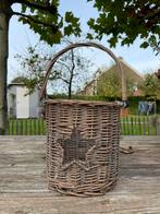 Rieten rattan windlicht met ster, Ophalen of Verzenden, Zo goed als nieuw, Overige materialen, 25 tot 50 cm