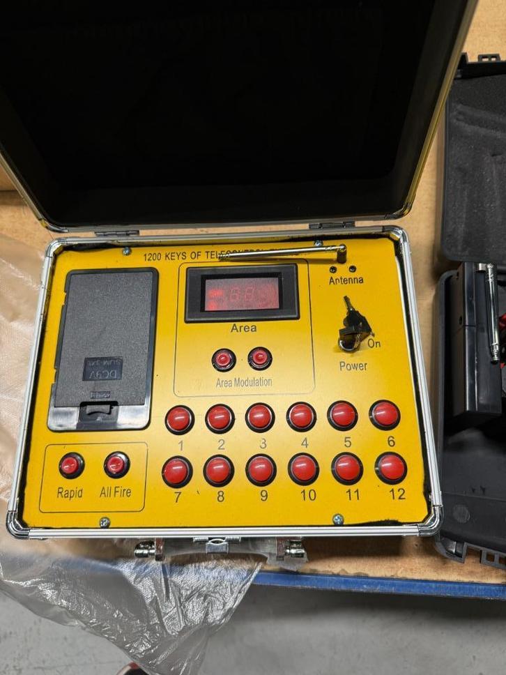 24 kanaals draadloos vuurwerk afvuursysteem, Hobby en Vrije tijd, Feestartikelen, Nieuw, Ophalen of Verzenden