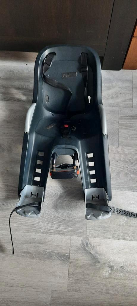 Te koop;Stevige Voor Bubbly fietsstoeltje met bevestiging, Fietsen en Brommers, Fietsaccessoires | Fietsstoeltjes, Gebruikt, Ophalen