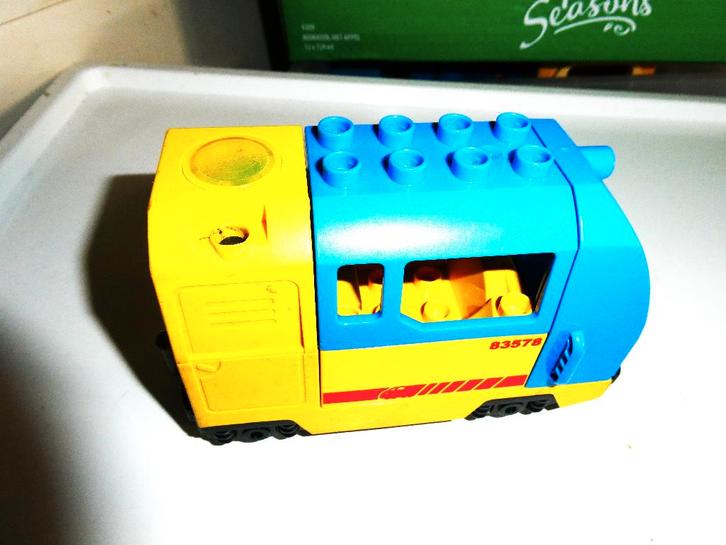 DUPLO LOCOMOTIEF, Kinderen en Baby's, Speelgoed | Duplo en Lego, Gebruikt, Duplo, Losse stenen, Ophalen