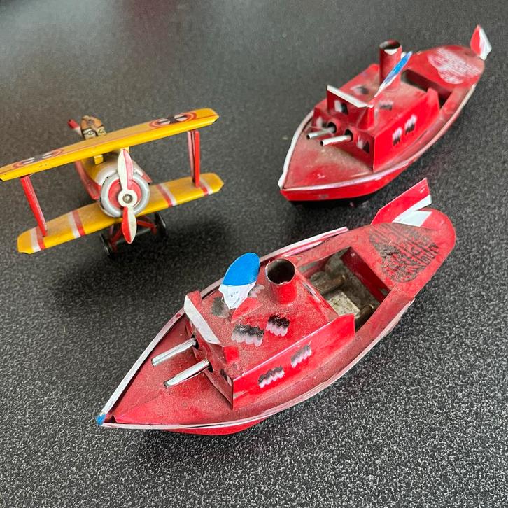 Vintage Blikken Speelgoed Set - Vliegtuig & Boten - Jaren '5, Antiek en Kunst, Antiek | Speelgoed, Ophalen of Verzenden