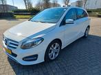 Mercedes-Benz B-Klasse B180 122PK 7G-DCT 2017 Wit, 65 €/maand, 1325 kg, Zwart, 4 cilinders