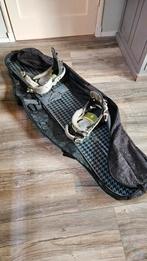 Santa Cruz snowboard 159 + salomon bindingen, Sport en Fitness, Snowboarden, Ophalen, Gebruikt, Board
