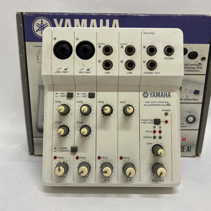 Yamaha Audiogram 6 USB audio interface, Muziek en Instrumenten, Mengpanelen, Zo goed als nieuw
