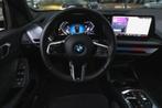 BMW 1 Serie 120 M Sport Automaat / Sportstoelen / Achteruitr, Gebruikt, 156 pk, Met garantie (alle), Zwart