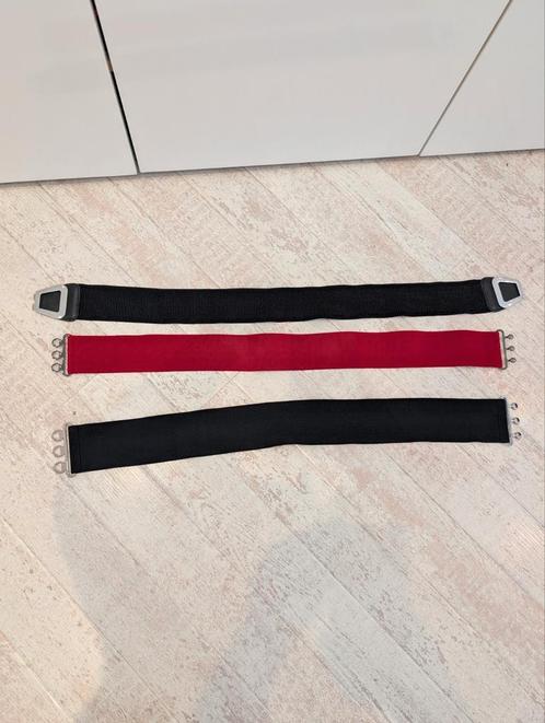 3  Taille riemen van elastiek., Kleding | Dames, Riemen en Ceinturen, Nieuw, Tailleriem, Minder dan 80 cm, 5 cm of meer, Rood