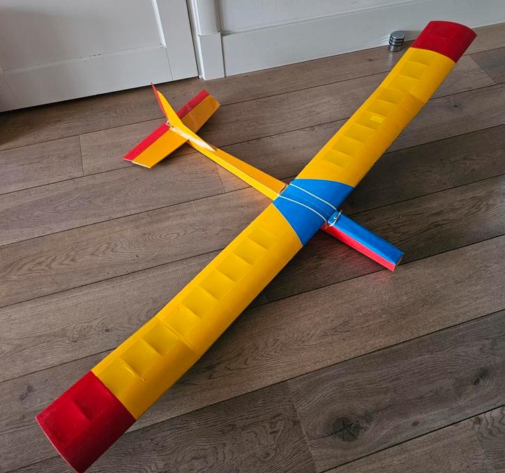 Zweefvliegtuig - Ideaal Hobby Project!, Hobby en Vrije tijd, Modelbouw | Vliegtuigen en Helikopters, Ophalen of Verzenden