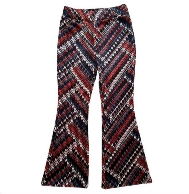 Stijlvolle flared broek met zigzag print 134-140, Kinderen en Baby's, Kinderkleding | Maat 134, Nieuw, Meisje, Broek, Ophalen of Verzenden