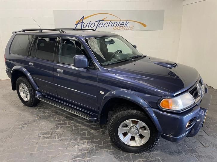 Mitsubishi Pajero Sport 2.5 Intense *5Pers*Historie*, Auto's, Mitsubishi, Bedrijf, Te koop, Pajero Sport, 4x4, ABS, Airbags, Airconditioning