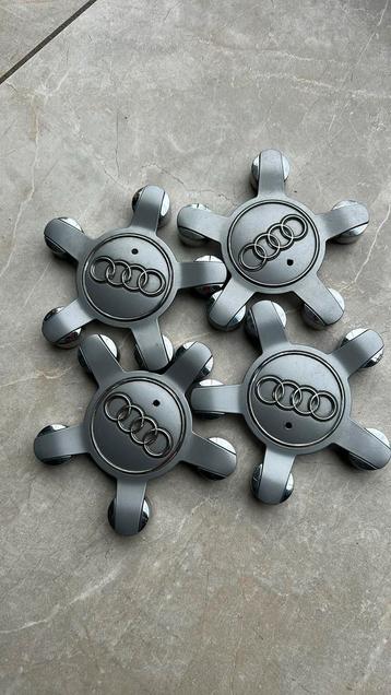 Audi Naaf doppen 8R0601165 beschikbaar voor biedingen