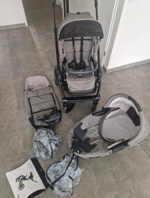 Musty Evo kinderwagen compleet set, Kinderen en Baby's, Kinderwagens en Combinaties, Zo goed als nieuw, Mutsy, Ophalen