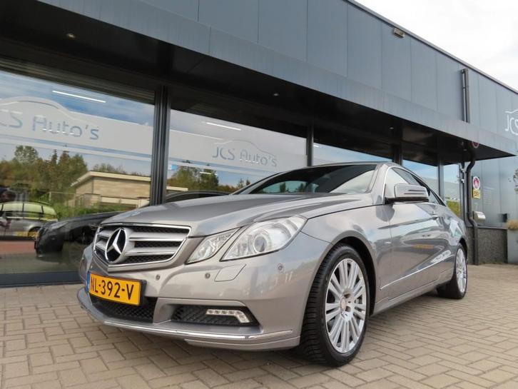 Mercedes-benz E-KLASSE 250 CGI Elegance Aut. Ecc Navi Youngt, Auto's, Mercedes-Benz, Bedrijf, E-Klasse, ABS, Airbags, Boordcomputer