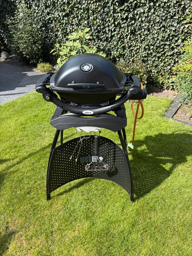 Weber gasbarbecue Q1200N, Tuin en Terras, Gasbarbecues, Zo goed als nieuw, Ophalen
