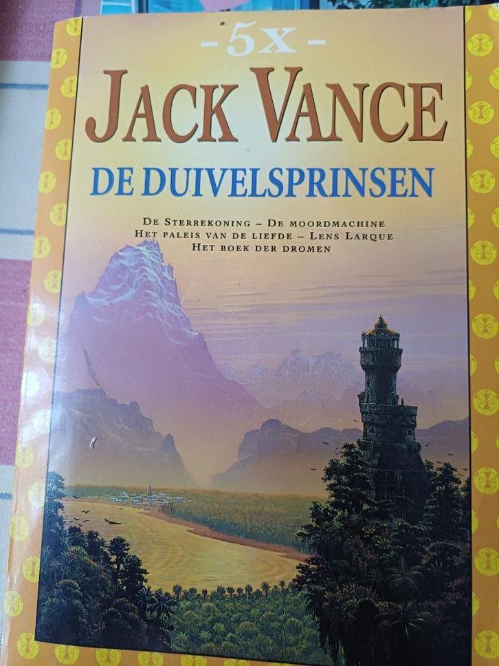 Jack Vance De Duivelsprinsen compleet., Boeken, Science fiction, Gelezen, Ophalen