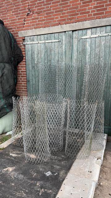 Boomkorven beschikbaar voor biedingen
