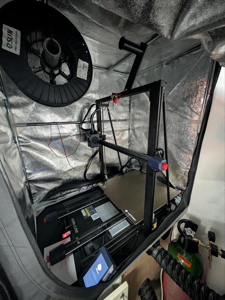 Anycubic Kobra 2 Max + Behuizing - Zo Goed Als Nieuw!, Computers en Software, 3D Printers, Zo goed als nieuw, Ingebouwde Wi-Fi