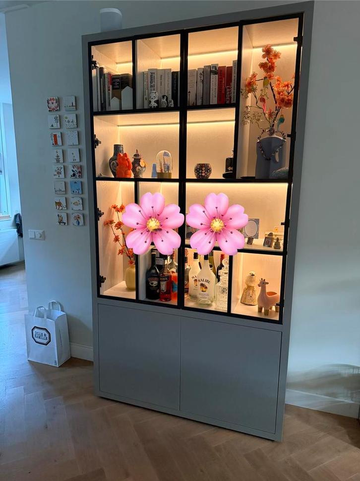 Vitrinekast glaskast Eijerkamp Prado grijs nieuwstaat!, Huis en Inrichting, Kasten | Vitrinekasten, Zo goed als nieuw, 200 cm of meer