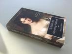 Eleanor Wilton - To teach the admiring multitude, Ophalen of Verzenden, Zo goed als nieuw, Nederland