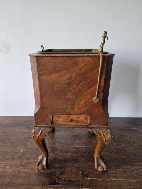 Chippendale mahoniehouten plantenbak / kolenkit met klauwpot, Antiek en Kunst, Antiek | Meubels | Stoelen en Banken, Ophalen of Verzenden