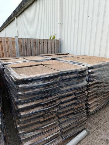 Rubberen tegels, stalmatten 60 x 60 x 10 cm! AANBIEDING beschikbaar voor biedingen