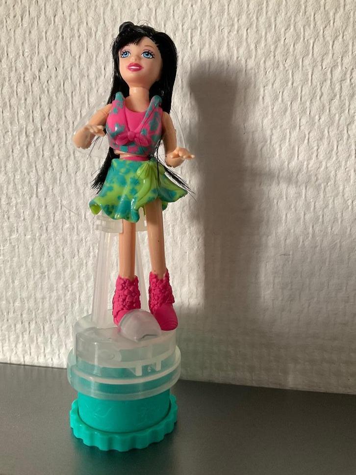 Polly Pocket Danca Croove Hula Crissy 2006, Verzamelen, Poppetjes en Figuurtjes, Zo goed als nieuw, Ophalen