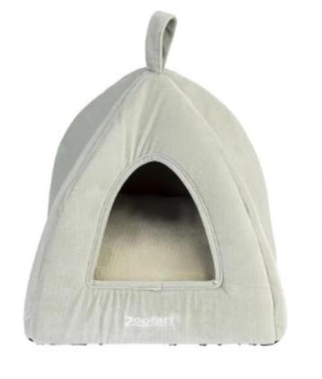 Kattenmand grot pyramide / schuilplek voor katten beschikbaar voor biedingen