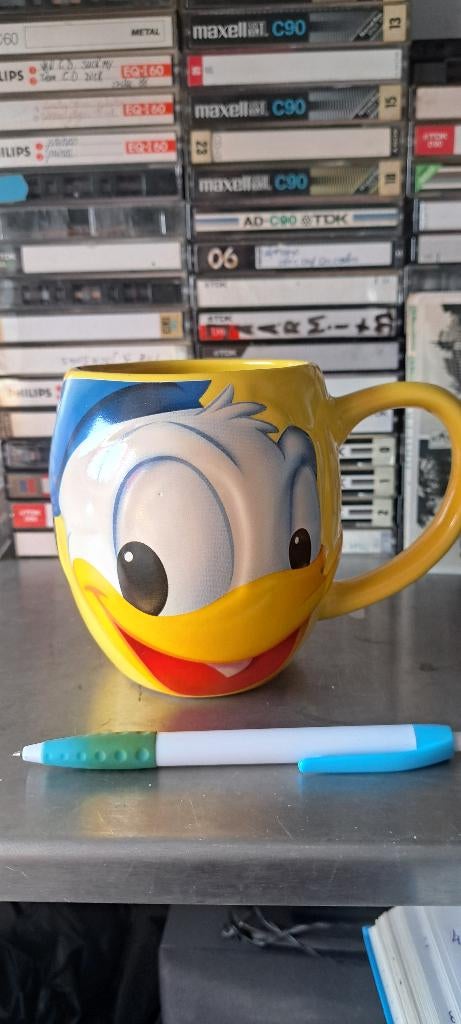 Donald Duck choco mok Nestle (Z258-83), Verzamelen, Disney, Ophalen of Verzenden, Donald Duck, Zo goed als nieuw, Servies