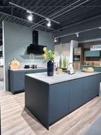 Showroom keuken eiland opstelling, Blauw, Overige typen, Niet ingevuld, Nieuw
