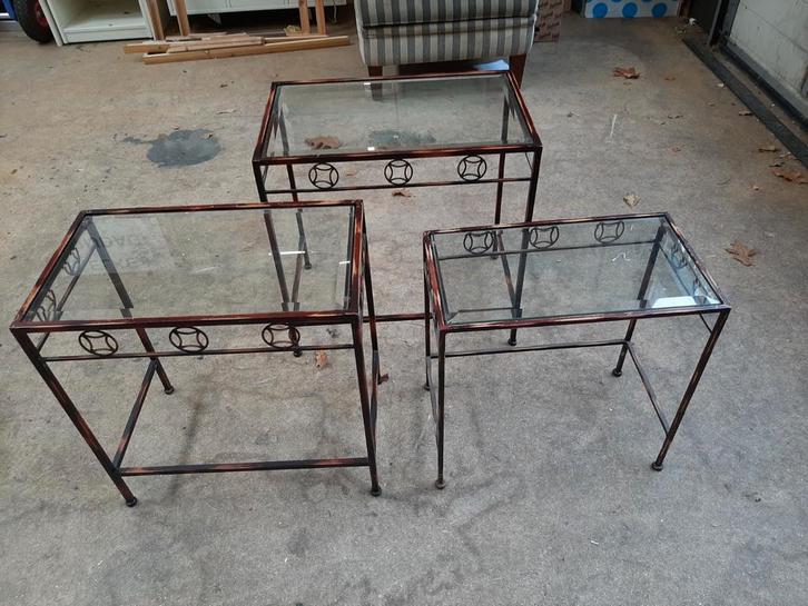 3 Metalen Bijzettafels met Glasplaat - Set, Huis en Inrichting, Tafels | Bijzettafels, Ophalen