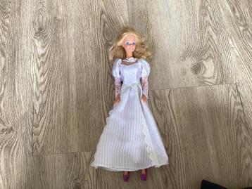 Gebruikte Barbies (5) + kleding, schoenen & accessoires beschikbaar voor biedingen