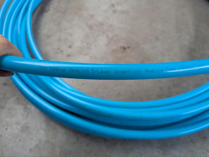 Vloerverwarming buis 16mm - 55m, 35m, 30m, Doe-het-zelf en Verbouw, Buizen en Afvoer, Nieuw, Rechte buis, Overige materialen, 6 meter of meer