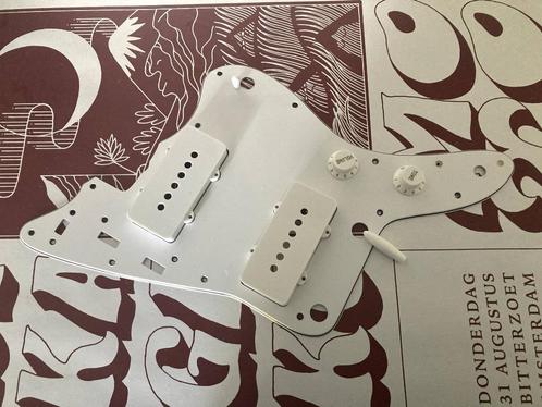 Jazzmaster slagplaat, covers en knoppen, Muziek en Instrumenten, Instrumenten | Onderdelen, Zo goed als nieuw, Elektrische gitaar