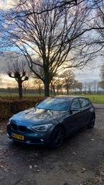 BMW 1-Serie 116i 136PK 5D 2014 Grijs, Auto's, BMW, 1-Serie, 65 €/maand, Zwart, 4 cilinders