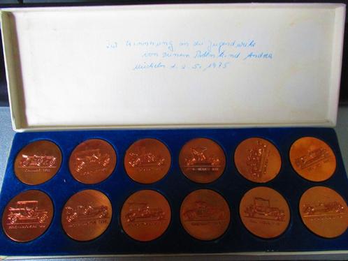 12 autopenningen -1975- uit de DDR, Verzamelen, Automerken, Motoren en Formule 1, Nieuw, Auto's, Ophalen of Verzenden