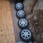 Mooie nette setje winterbanden, Auto-onderdelen, Banden en Velgen, Ophalen of Verzenden, 16 inch, Winterbanden, Band(en)