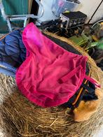 Roze zadelvorm dekje handmade Shetlander, Ophalen