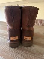 Originele bruine Ugg classic laarzen mt 38, Hoge laarzen, UGG, Bruin, Ophalen of Verzenden