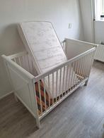 ledikant met accessoires, Kinderen en Baby's, Kinderkamer | Bedden, Ophalen, Gebruikt, Minder dan 140 cm, Matras