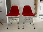 2 Vitra Eames DSR met rode hopsak, Huis en Inrichting, Stoelen, Twee, Ophalen of Verzenden, Wit, Zo goed als nieuw