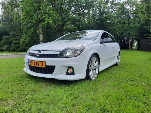 Opel Astra 2.0 GTC OPC Turbo 177KW 2009 Wit nurburgring., Auto's, Opel, Particulier, Astra, ABS, Airbags, Airconditioning, Alarm