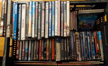 61 films (dvd) en 50 muziekcd's beschikbaar voor biedingen