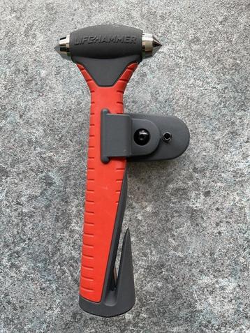 Life hammer beschikbaar voor biedingen