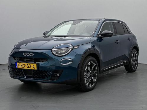 Fiat 600 SUV La Prima 100 pk Automaat | Navigatie | Achterui, Auto's, Fiat, Bedrijf, Te koop, Overige modellen, ABS, Adaptive Cruise Control
