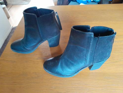 Divided enkellaarzen maat 38, Kleding | Dames, Schoenen, Gedragen, Zwart, Ophalen of Verzenden