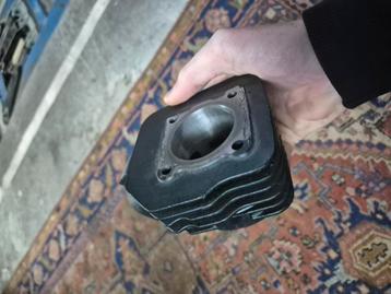 Peugeot vivacity 70cc cilinder  beschikbaar voor biedingen