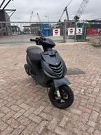 Piaggio zip 50cc 4t, Fietsen en Brommers, Scooters | Piaggio, Zip, Ophalen of Verzenden, Zo goed als nieuw, Benzine