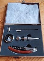 Luxe kurkentrekker set in houten kist, Nieuw, Ophalen of Verzenden, Minder dan 5 flessen, Minder dan 50 cm